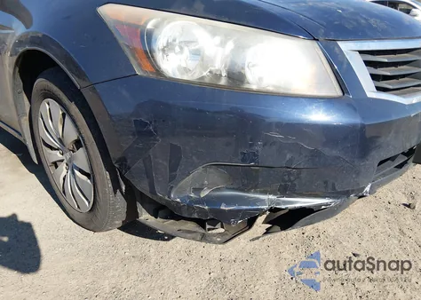 2009 Honda Accord 2.4 Lx z USA, uszkodzony, nr VIN 1HGCP263X9A024448